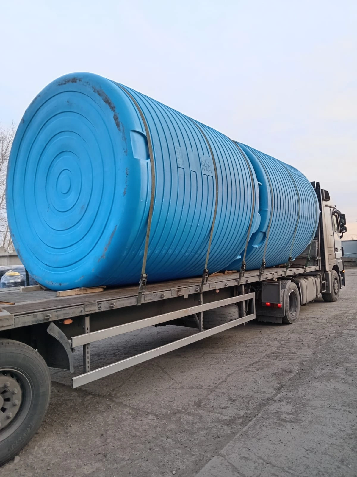 Доставка емкостей, менеджер: Алексей Вавилов 03